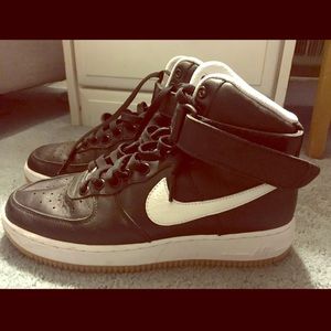 Women’s High top Nike Air Force One’s